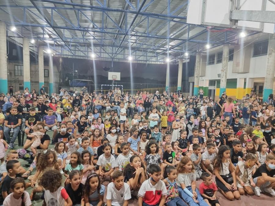 فوزي وموزي والتيتا فوزية يبدعون بعرض الهدية في المزرعة 